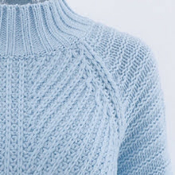 Lantern Sleeve Crop Sweater - Picture 9 of 9